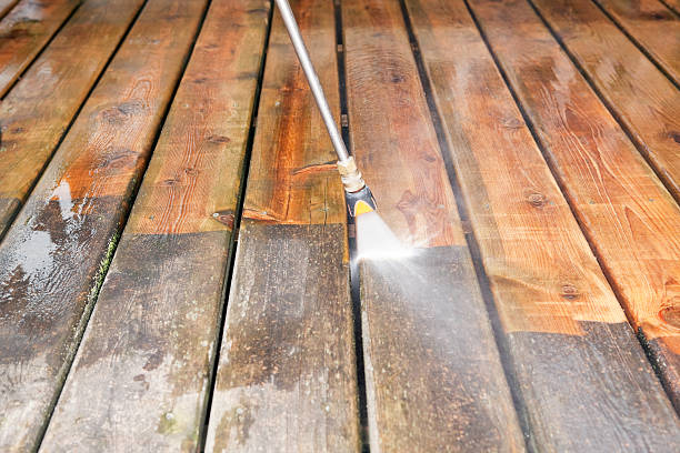 Pressure Washing Estimates in Palm Springs North, FL